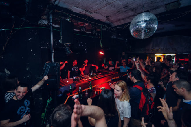 Playlist: 35 house traka koje su obilježile dvije sezone Dobrog Housea