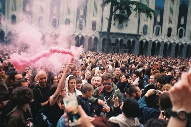 U novom dokumentarcu istražena je 'rave revolucija' u Gruziji