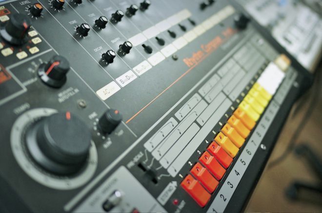 Roland najavio softverske verzije TR-808 i TR-909 ritam mašina