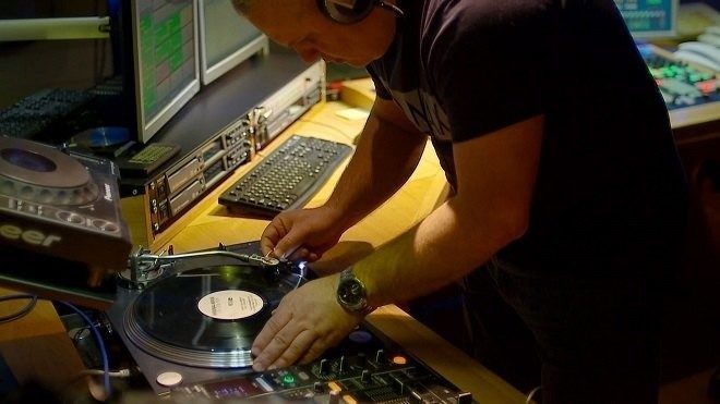 DJ Max najavljuje 900-tu emisiju 'Dobro došli u klub' 8